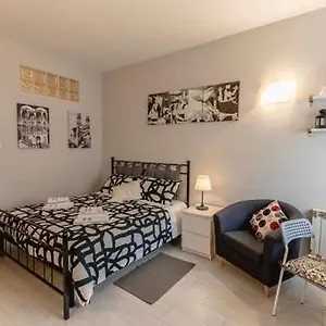 Apartment La Casina Di Mira, Montepulciano