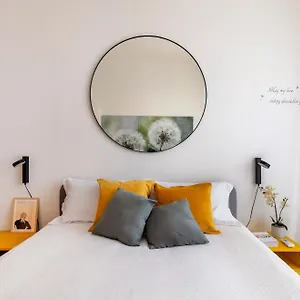  Apartment The House Of Dandelions - Duomo In 15min By Metro M3 Italy